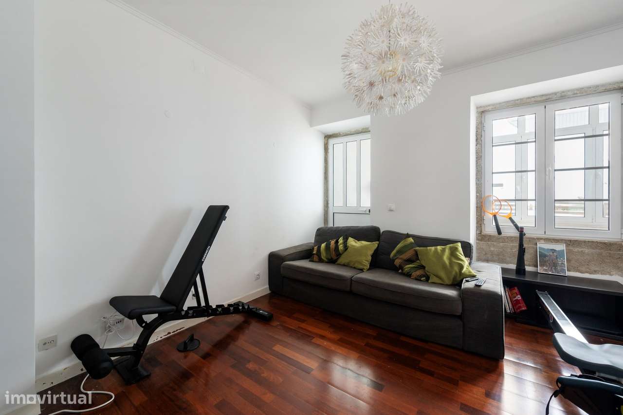 Apartamento T2+1 com 50 m² de Logradouro privativo e garagem, Lisboa-15