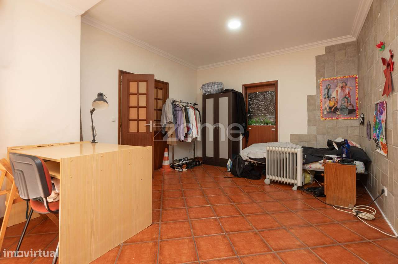 Prédio composto por dois apartamentos | Guerra Junqueiro | Coimbra-37