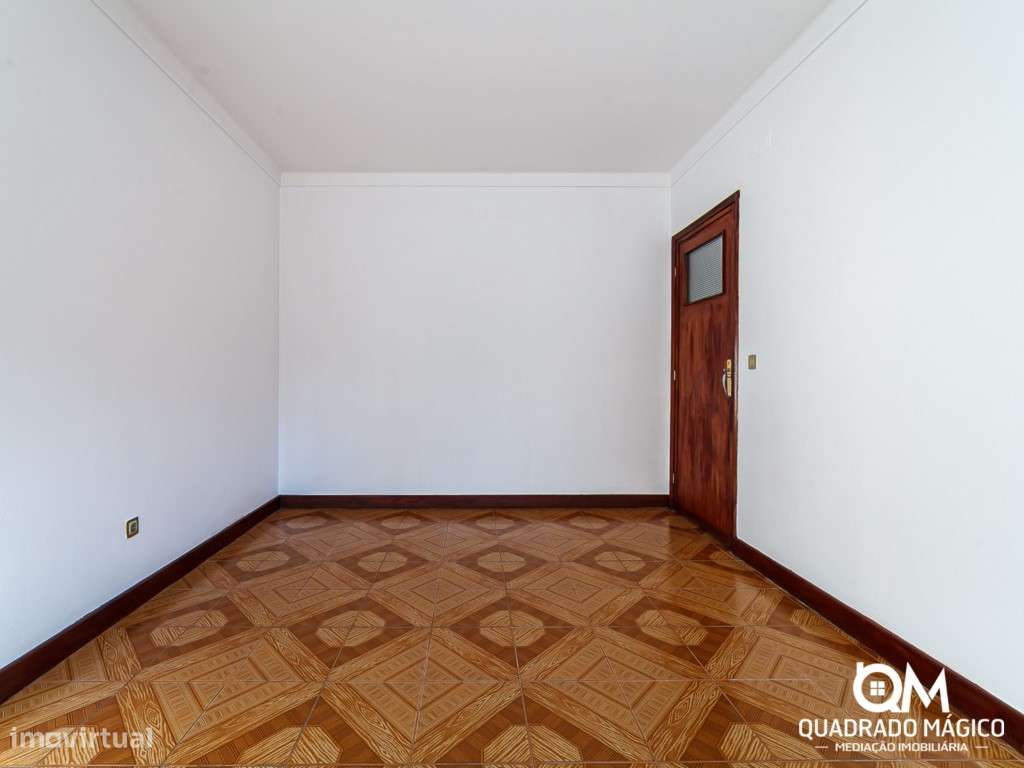 Apartamento T3 para Venda, no Coração do centro da cidade de Ovar!-11