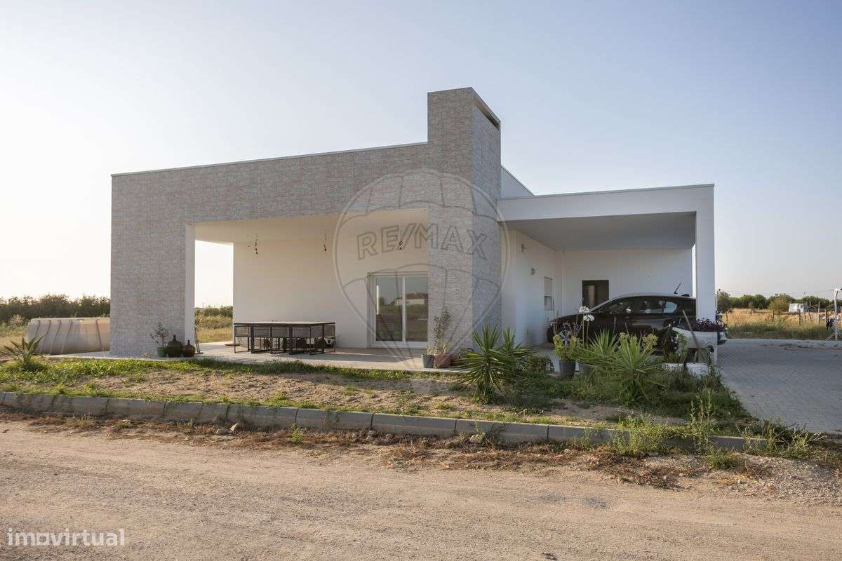 Moradia T4 para venda-34