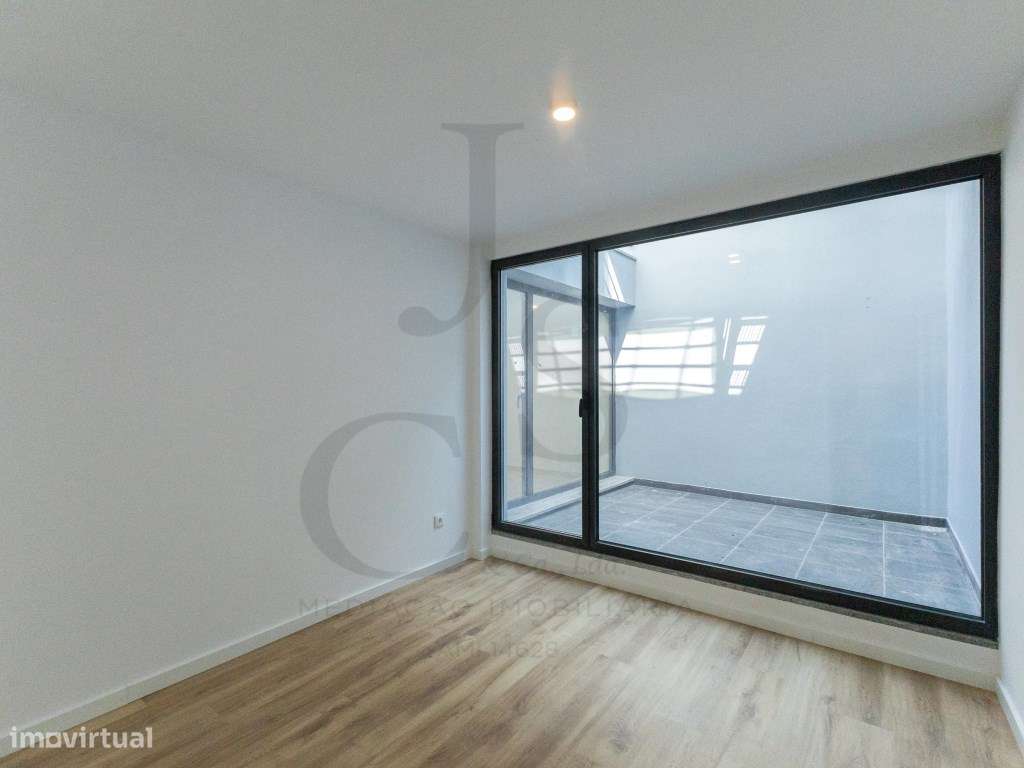 Moradia T4+T2 R/C Independente Gondomar - Possibilidade Permuta-22