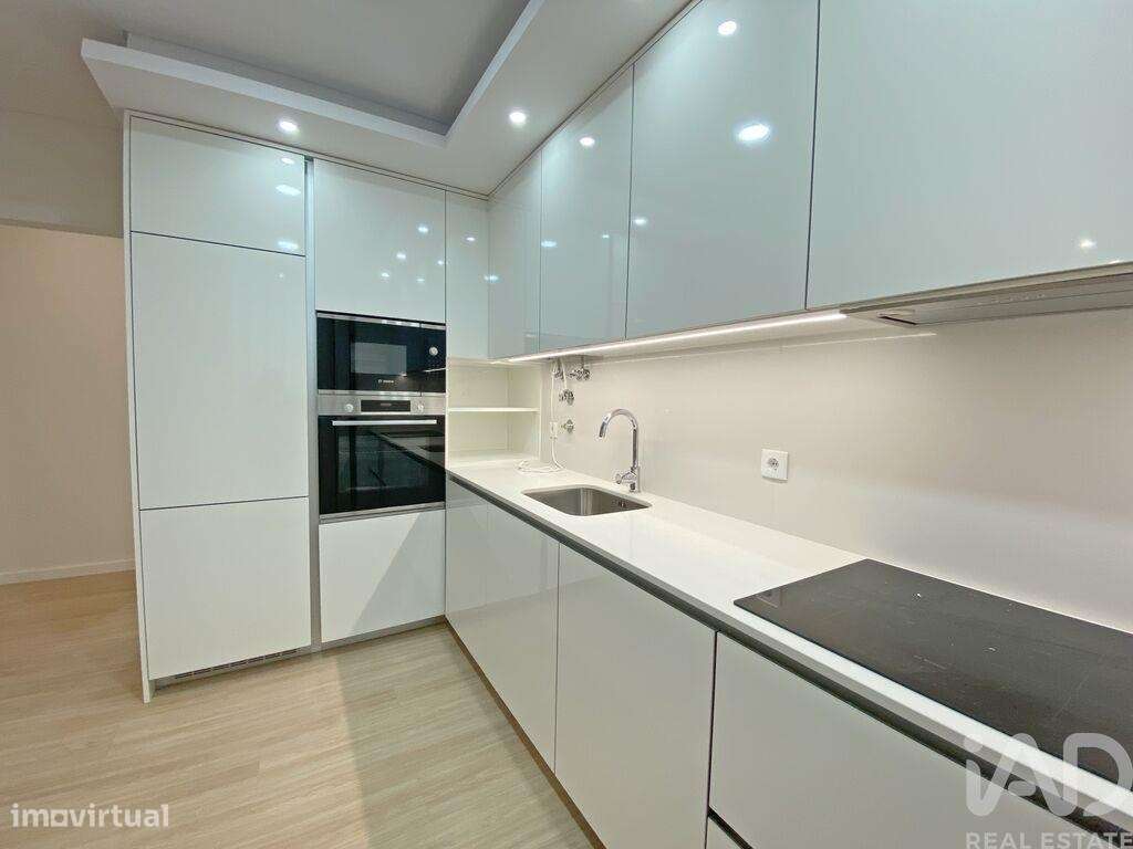 Apartamento T2 em Ramada e Caneças de 70,00 m2 - Grande imagem: 3/26
