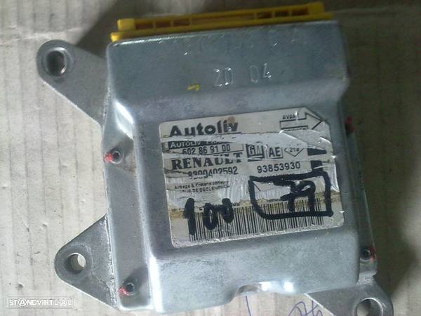 Modulo Airbag 8200402592 602869100 RENAULT TRAFIC 2004 RENAULT TRAFIC 2005 1.9DCI 80CV 5P BRANCO - 1