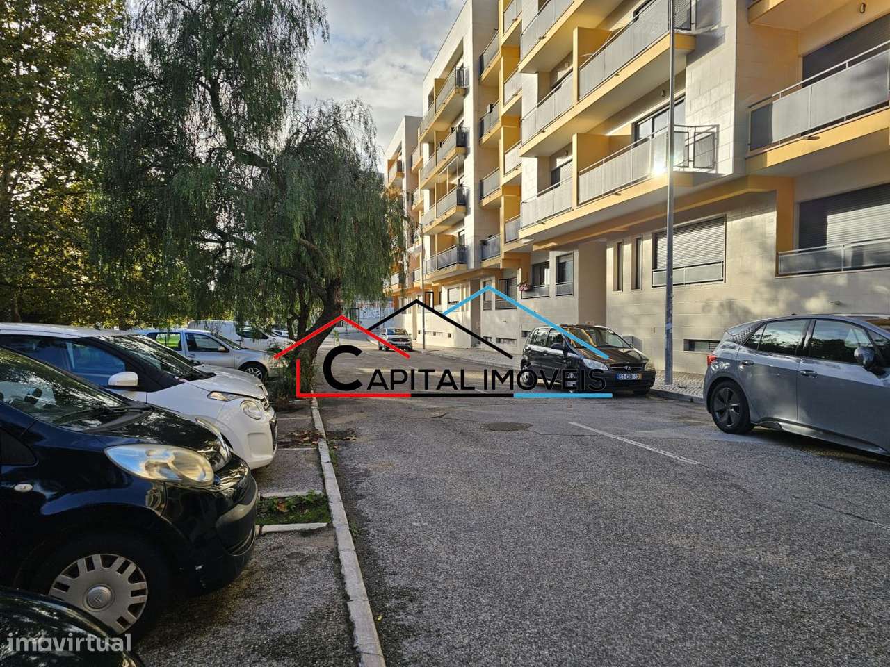 Apartamento T3 com suíte, varandas, garagem e arrecadação-45