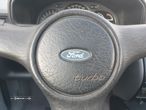 Ford Fiesta 1.6 Turbo - 22