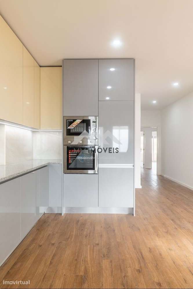 Apartamento T3 | Aguas Santas | Renovado | 3 Frentes | Varandas | Gara - Grande imagem: 4/53