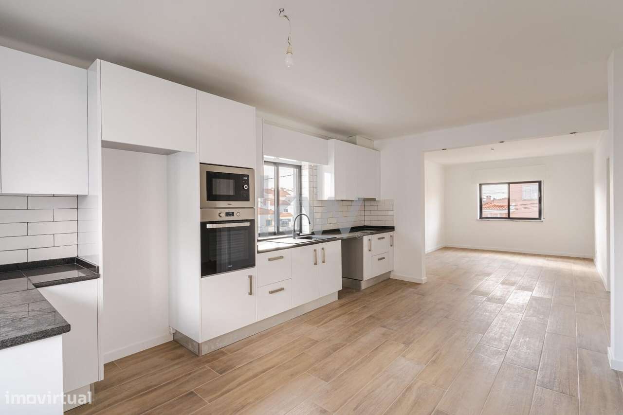 Elegante Moradia Remodelada em Aires – Palmela - Grande imagem: 5/58