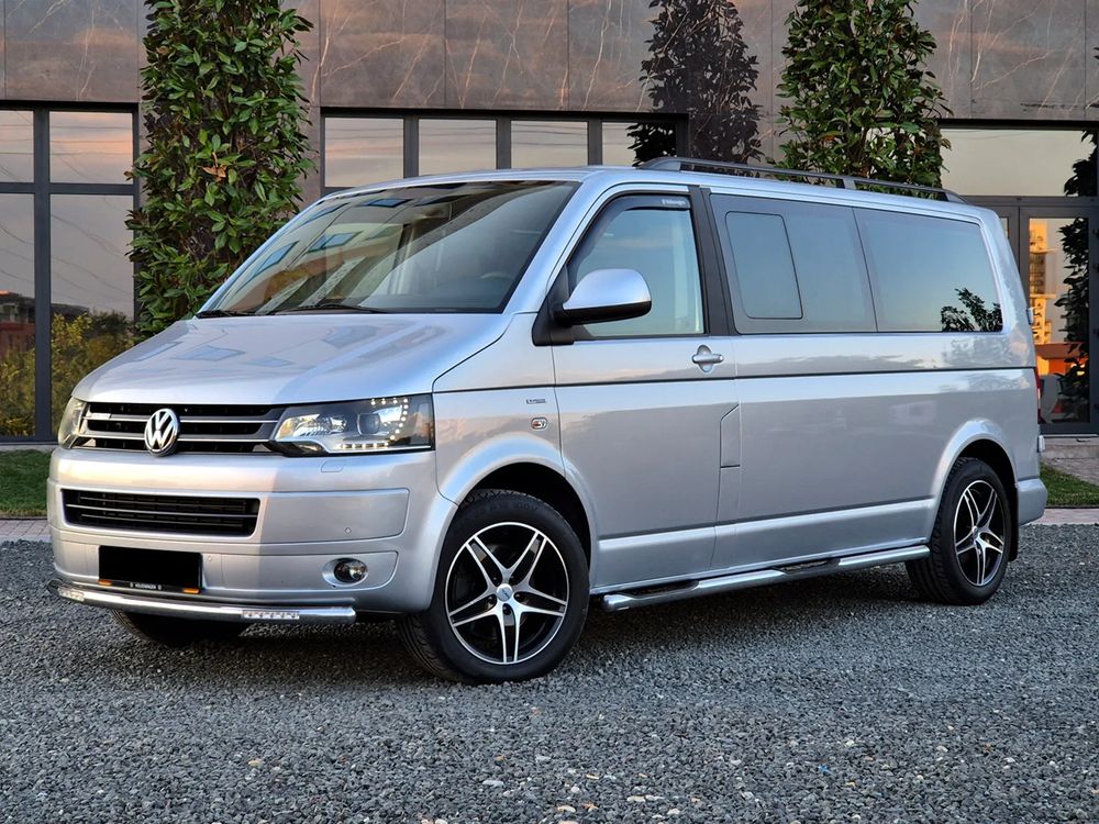 Volkswagen Caravelle 2013