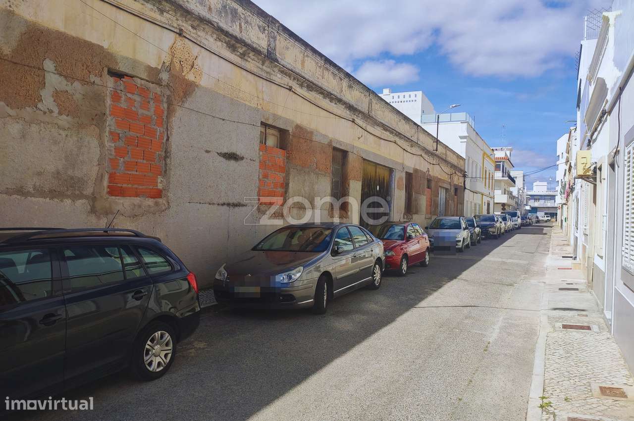 Edifícios para investimento no Centro de Olhão - Grande imagem: 3/48