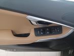 Volvo V40 Cross Country 2.0 D3 Pro - 23