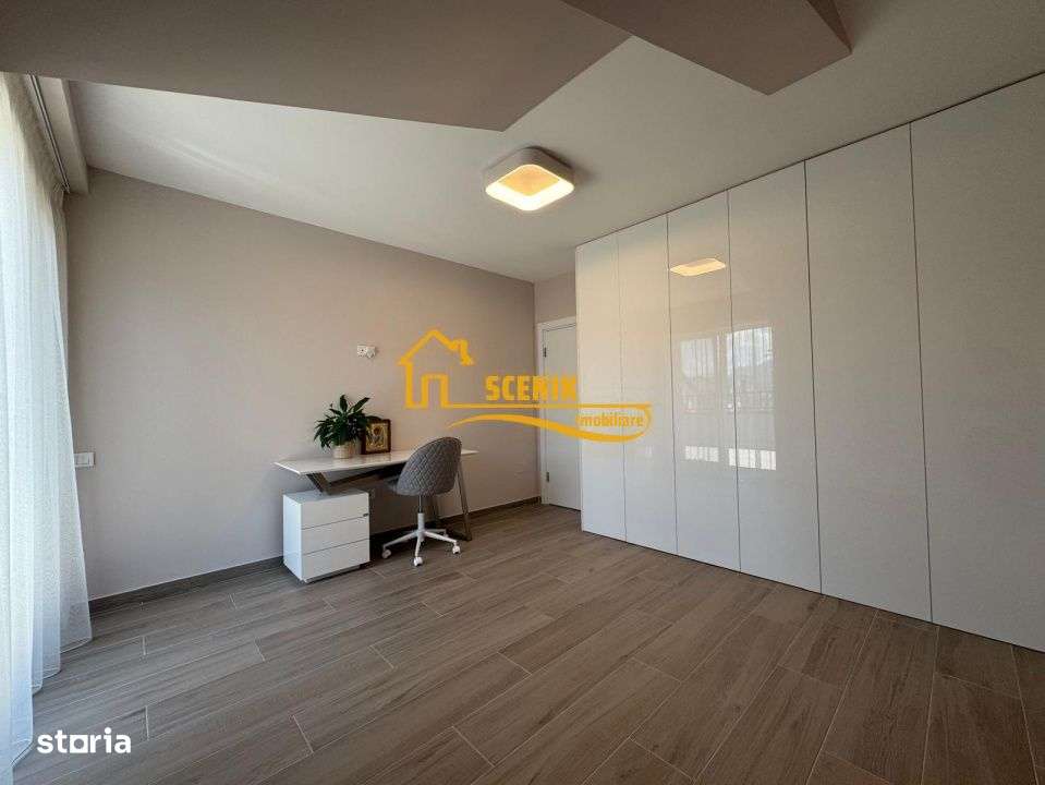 Penthouse de exceptie, vedere Tampa, acces exclusivist cu liftul pana-12