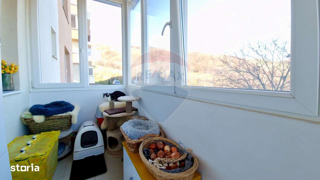 Apartament 2 dormitoare si bucatarie, parcare inclusa, 10 min de Vivo!-13