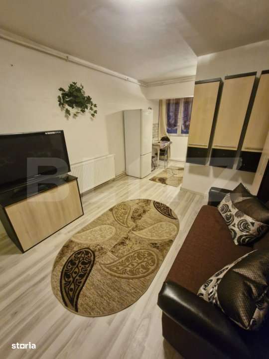 Garsoniera de vanzare, Dragos Voda - Imagine principală: 5/8