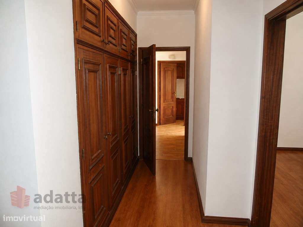 T2 com Garagem para Venda em Coimbra-9