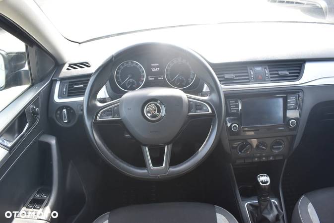 Skoda RAPID 1.6 TDI DPF Ambition - 22