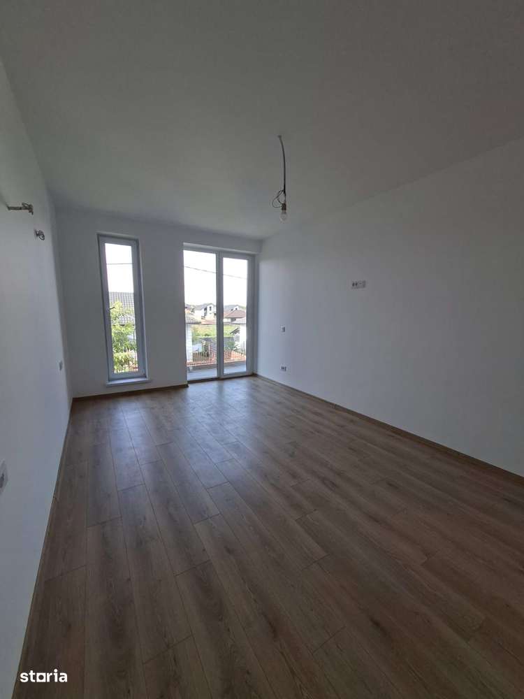 Casa/Apartament insiruit, 150 mp, beci, loc de parcare, 3 camere, 2bai-0