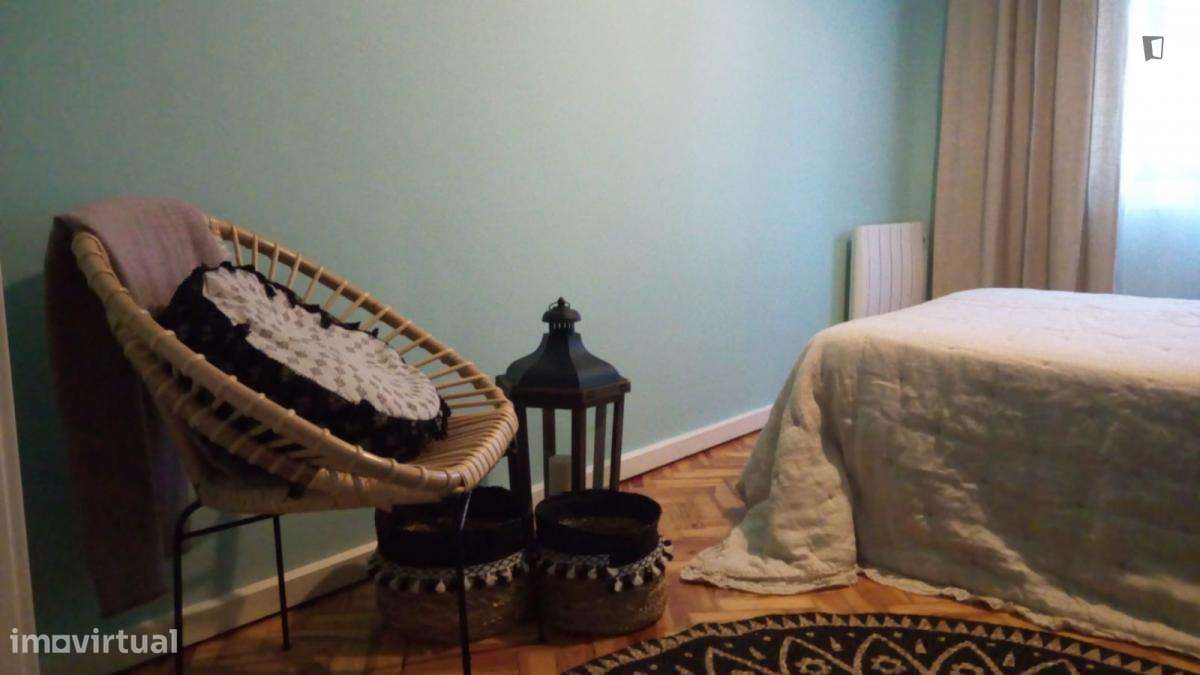 Apartamento com 3 quartos - localizado em Lordelo do Ouro Porto - Grande imagem: 4/10