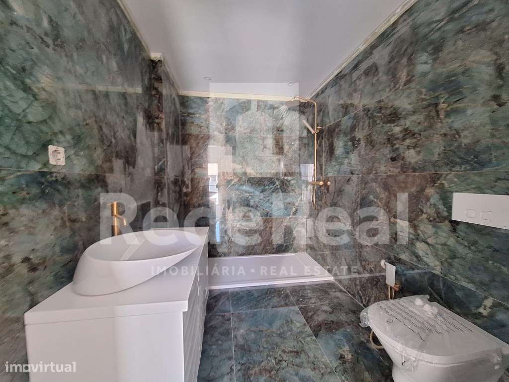 Moradia T3 em construção em Moncarapacho-15