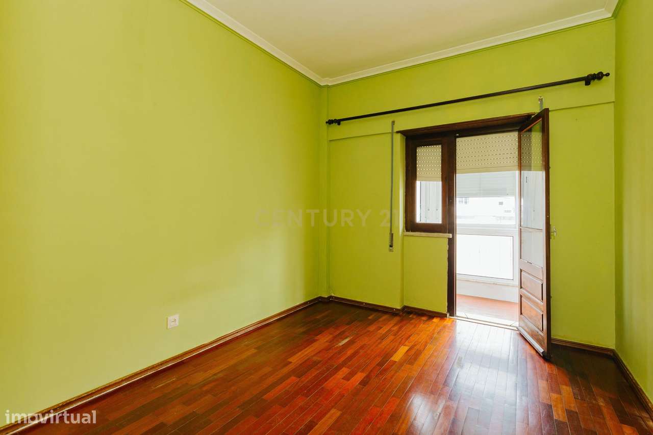 Apartamento T2 Queijas - Grande imagem: 4/20