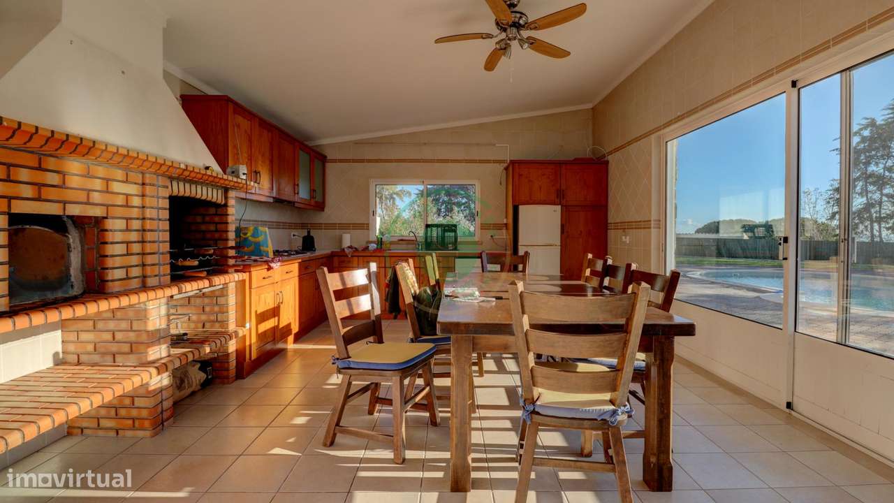 Moradia T4 com Piscina e Vista Mar-30