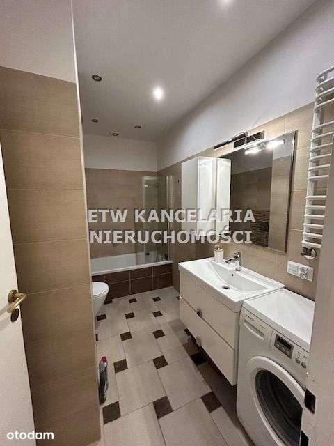 Loftowe mieszkanie w kamienicy z ogródkiem-7