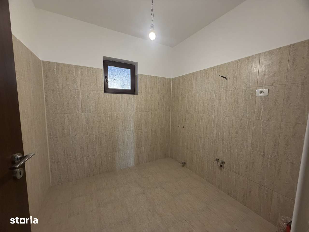 Casă la cheie Simnicul de jos !-10