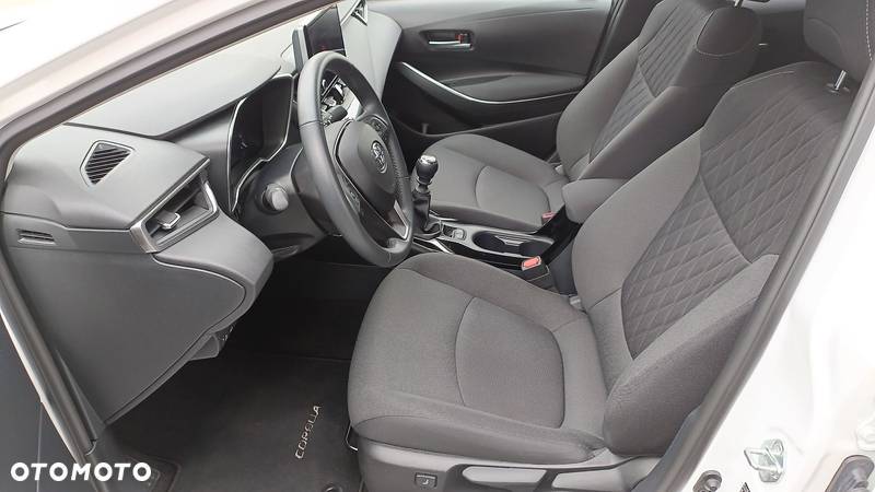 Toyota Corolla 1.5 Comfort - 9