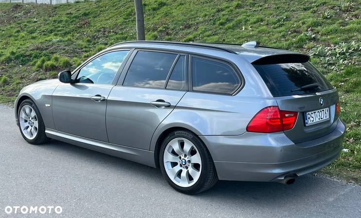 BMW Seria 3 - 31