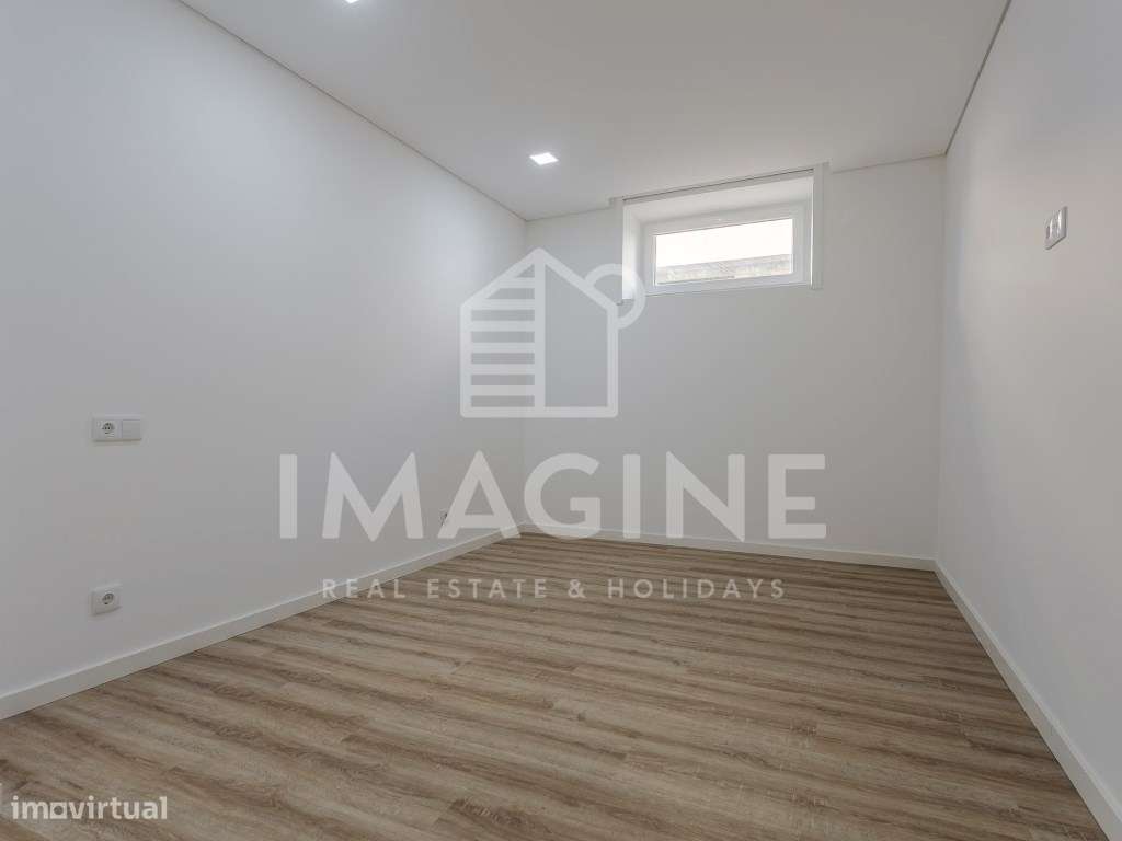 Apartamento T4 com terraço, churrasqueira e arrecadação - Bairro do...-30