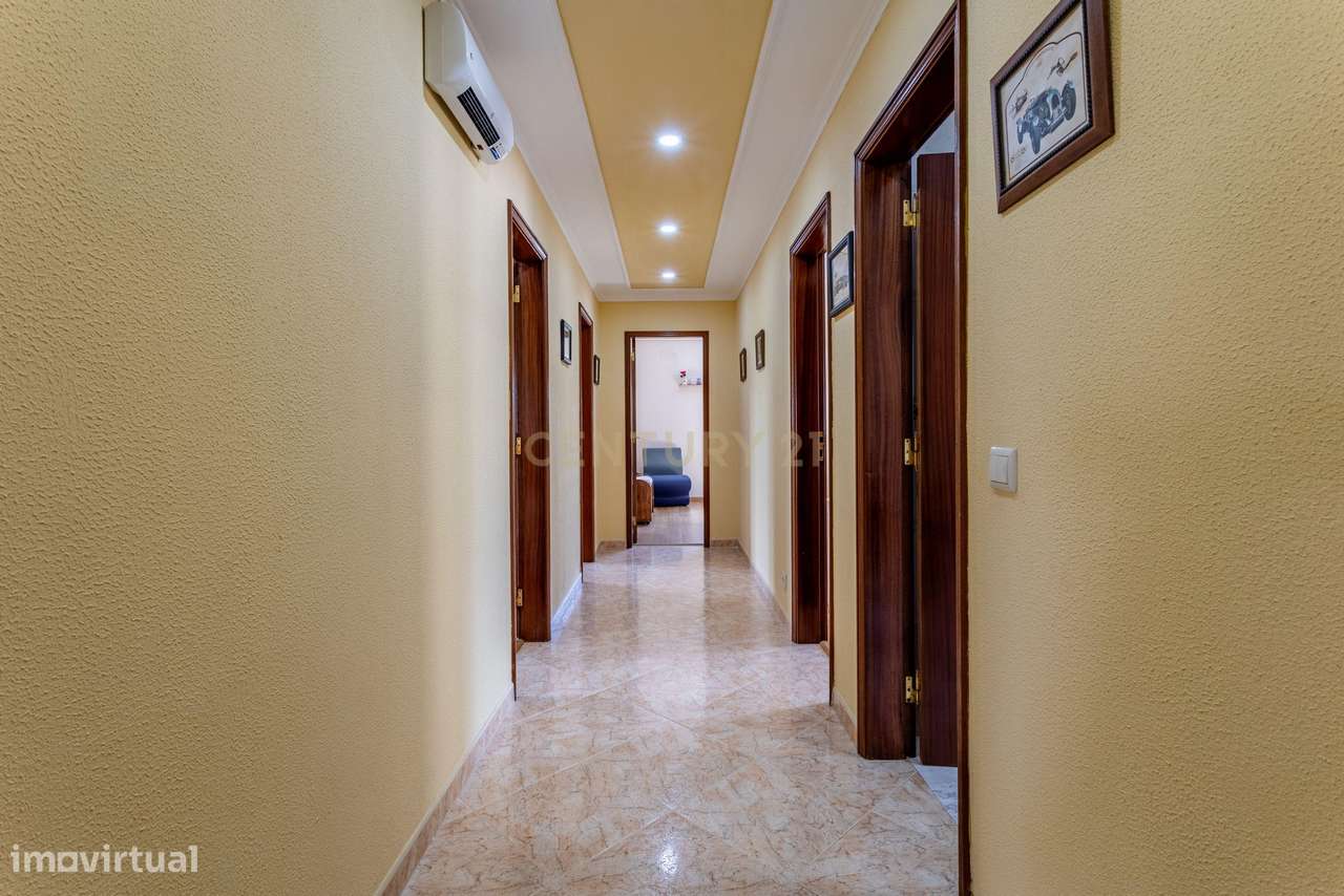 Moradia T4 térrea com lote de 1.600m2-13