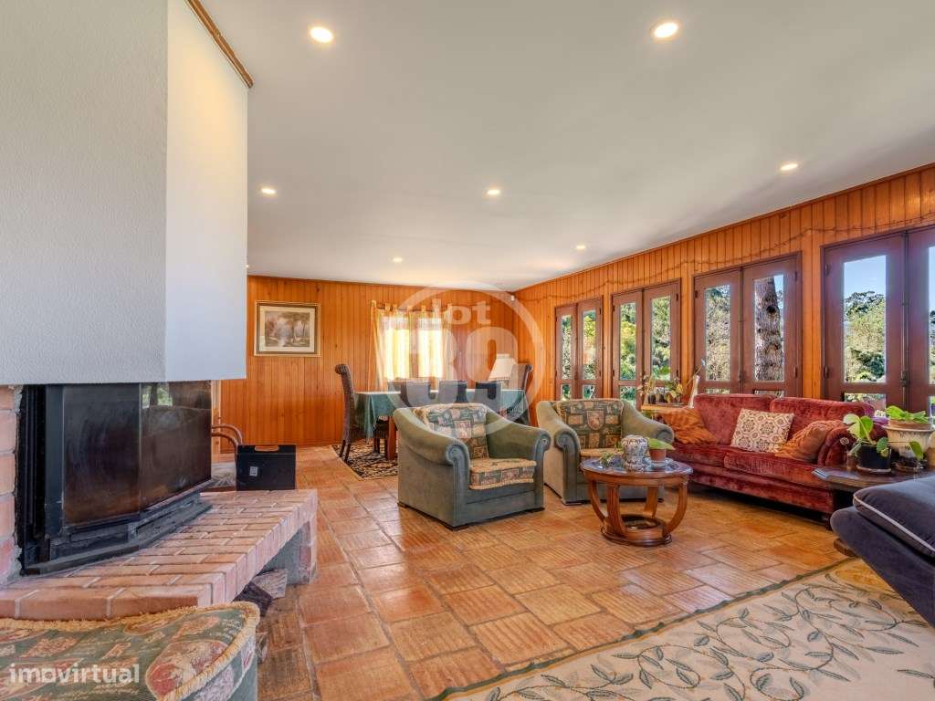 Moradia exclusiva com 6.588 m² de terreno urbano a 1 km do Centro H...-23