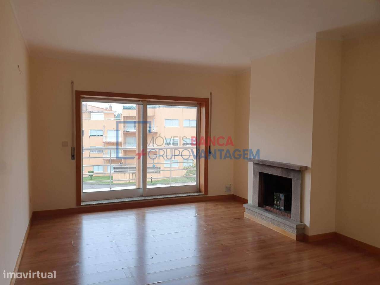 Apartamento T2 C/ Lugar de Garagem - Grande imagem: 2/17