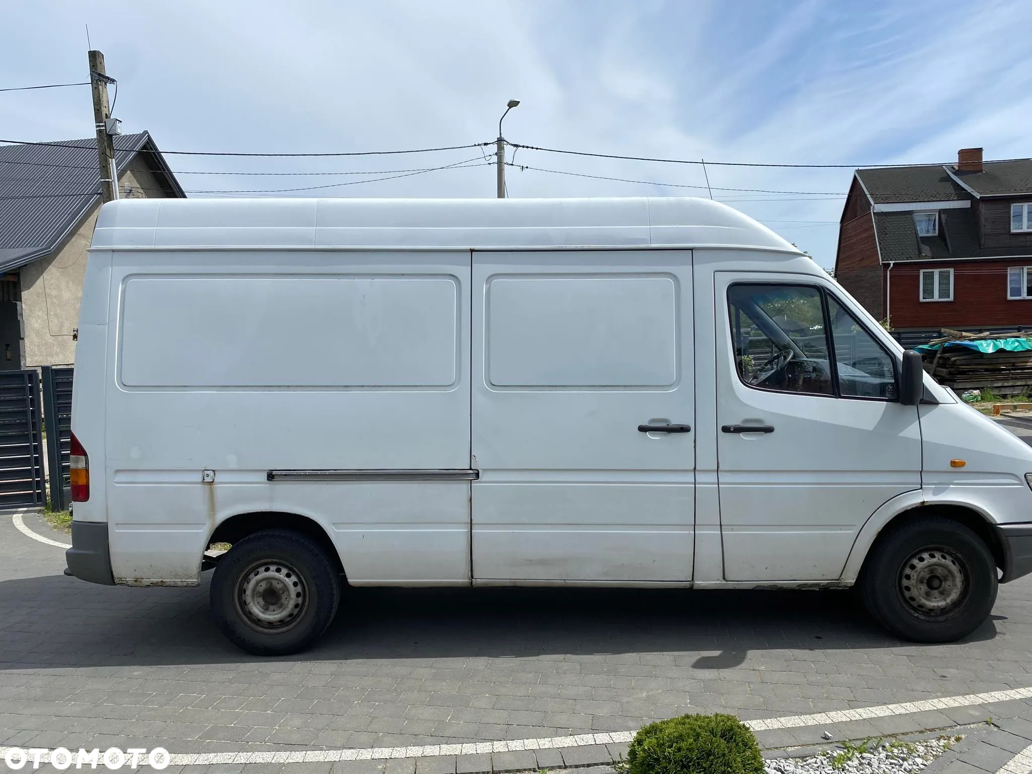 Mercedes-Benz Sprinter - 2