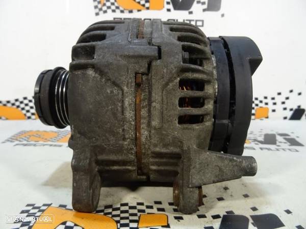 Alternador Volkswagen Passat (3B3)  028 903 031 / 028903031 / 01245150 - 5