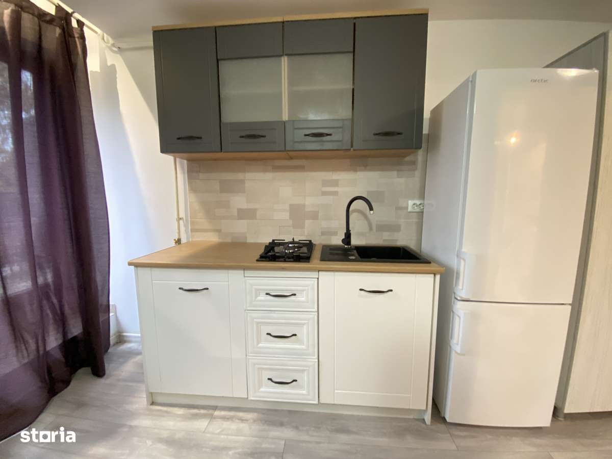 Apt. 1 camera Podu Ros aproape de Facultati - Imagine principală: 3/12