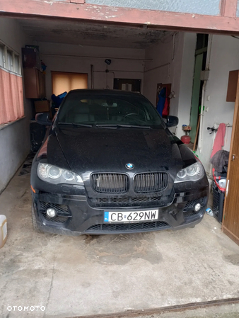 BMW X6 50i xDrive - 9