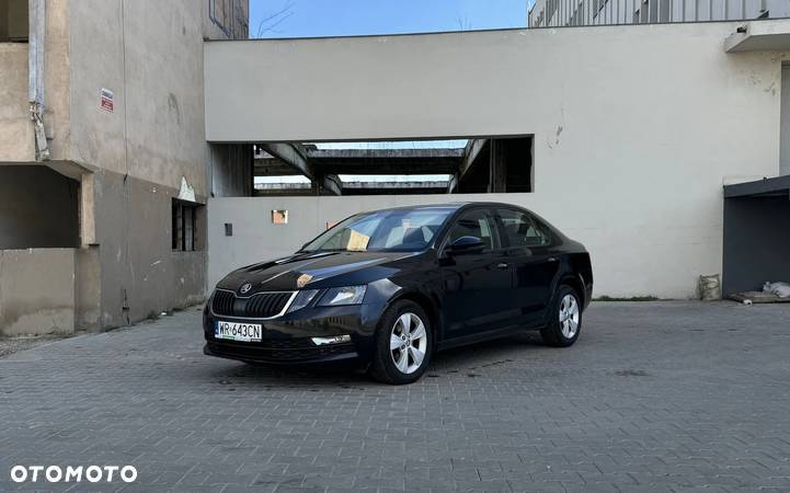 Skoda Octavia - 1