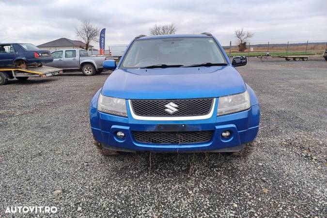 Dezmembrez Suzuki Grand Vitara 2 [2005 - 2008] Crossover 5-usi 1.9 DDiS MT (129 hp) - 1