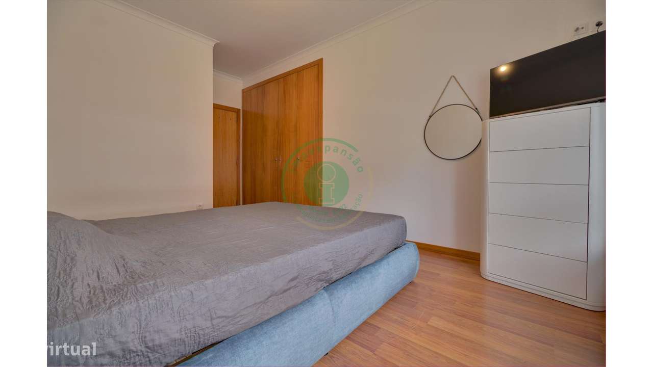 T3 com Garagem e Terraço-18