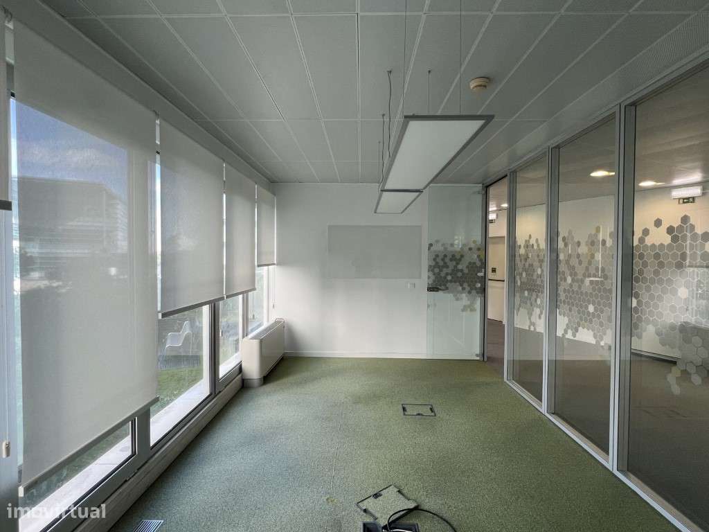 Escritório com 154 m2 na zona Central do Parque das Nações - Grande imagem: 4/15