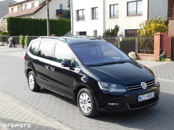 Volkswagen Sharan 2.0 TDI BMT Comfortline DSG - 2