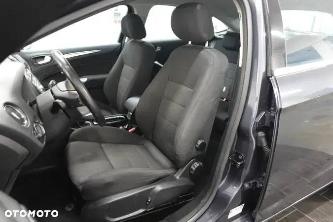 Ford Mondeo 1.8 TDCi Titanium - 25