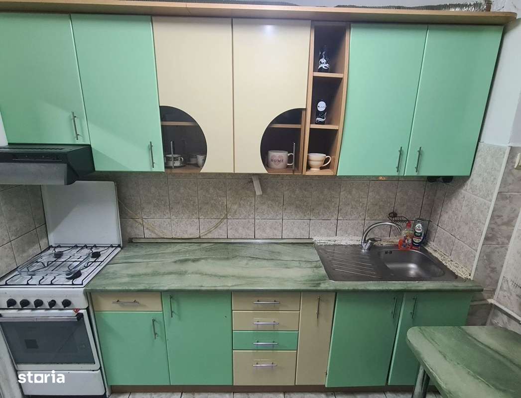 cv 110 G.Enescu- Albina , apartament 2 camere semidecomandat - Imagine principală: 5/8