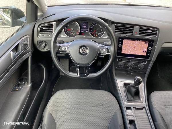 VW Golf Variant 1.6 TDi Confortline - 25