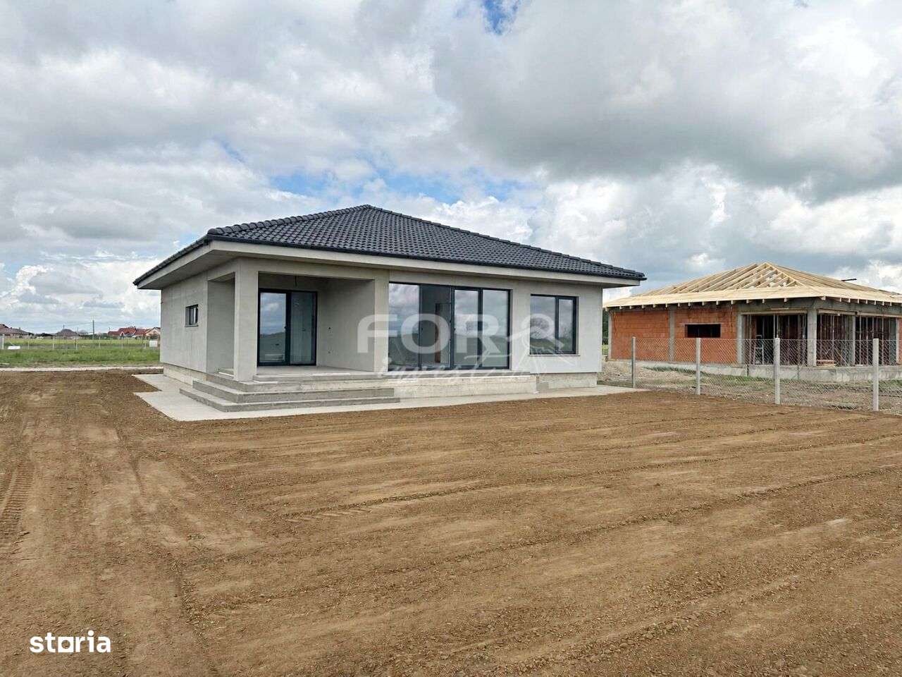 Casa moderna 4 camere, 830mp teren, de vanzare in Alparea Bihor-1