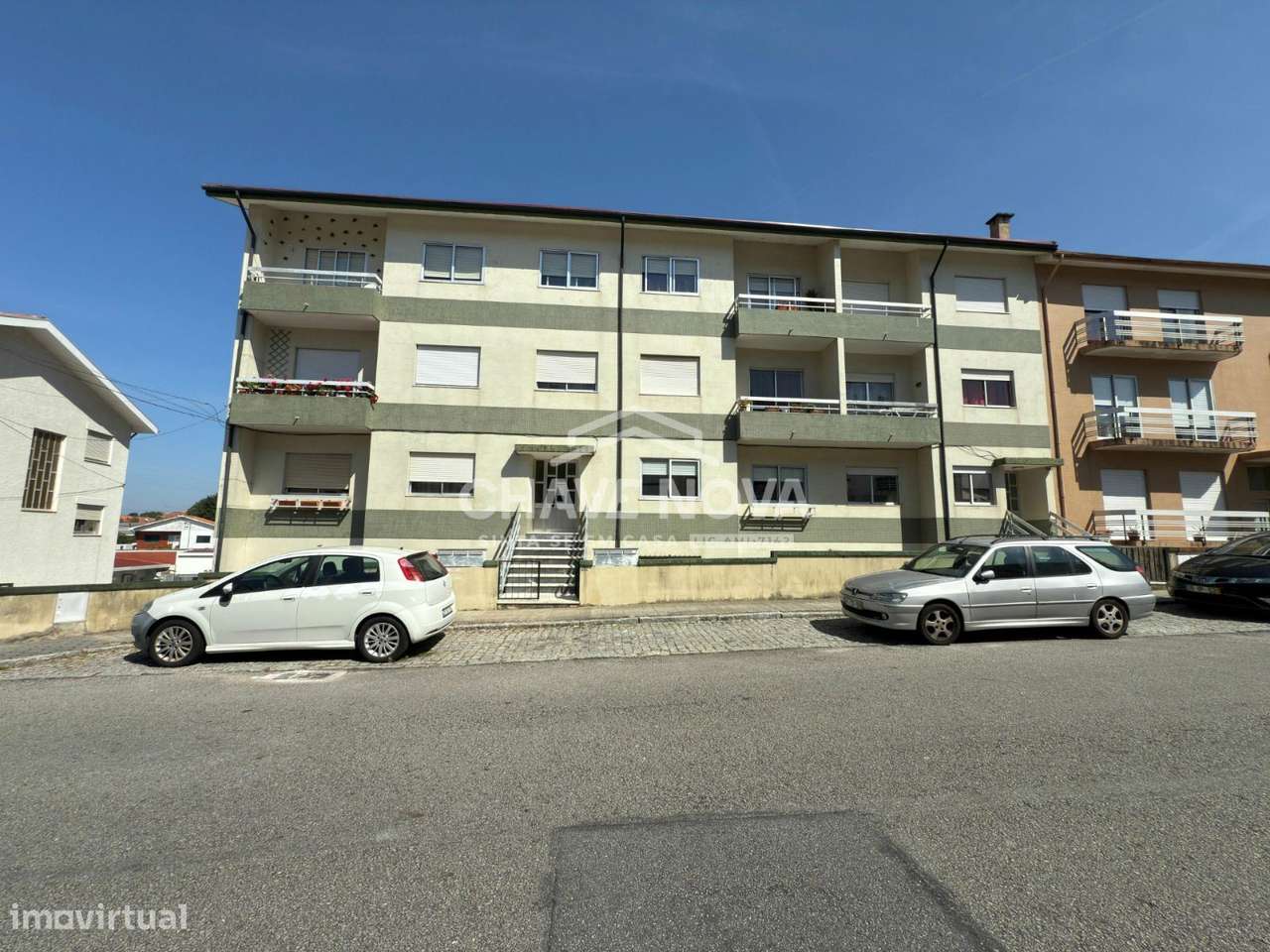 Apartamento T2+1 Renovado c/ Garagem Box em Valadares - Grande imagem: 5/21