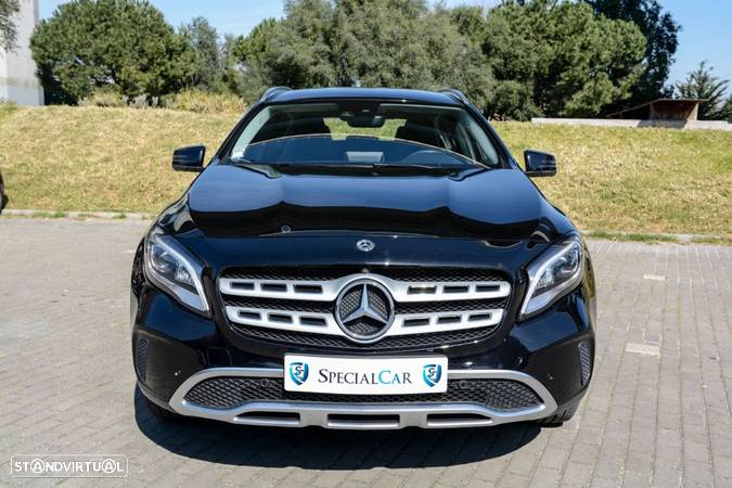 Mercedes-Benz GLA 180 CDi Urban - 2