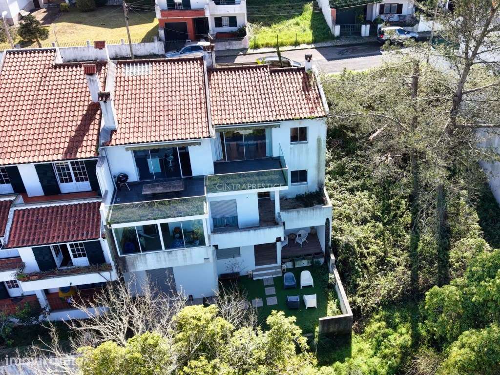 Moradia T5 Remodelada com Painéis Fotovoltaicos - Monte Santos, Sintra-50