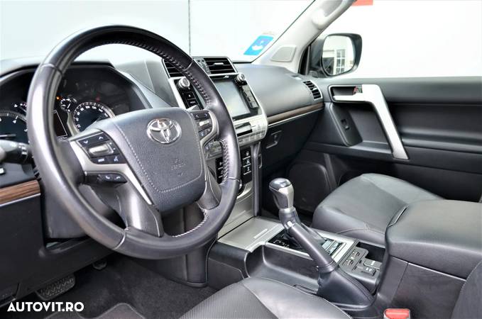 Toyota Land Cruiser 2.8l Turbo D-4D Aut. Luxury - 8