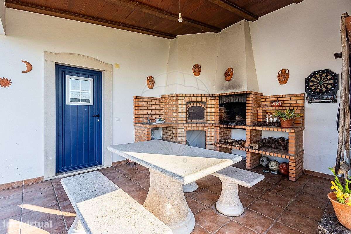 Moradia T4 para venda-8